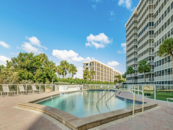 Siesta Key Beachfront Two Bedroom Vacation Condo